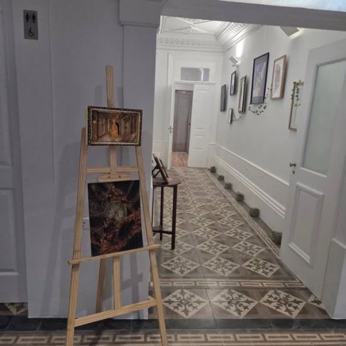 Exposi&ccedil;&atilde;o de pintura na Junta de Freguesia de Fi&atilde;es